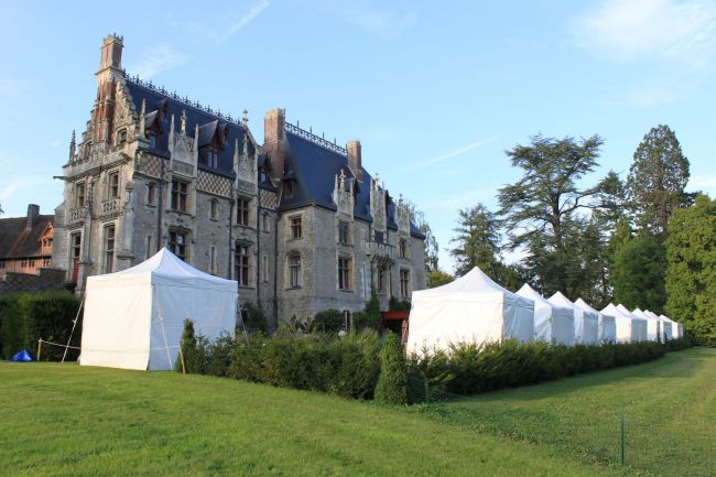 fete du miel et du jardin a Clères avec des tentes en location